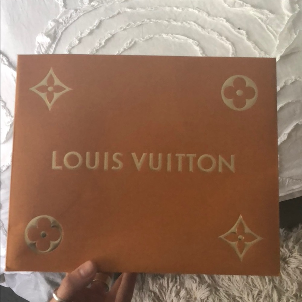 Small louis vuitton shopping bag